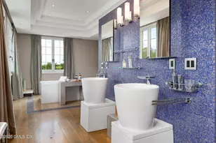 41 Meadow Wood Dr, Greenwich, CT 06830 - Photo 22