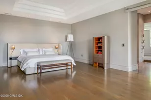 41 Meadow Wood Dr, Greenwich, CT 06830 - Photo 18