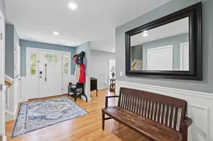 51 Orchard Pl, Greenwich, CT 06830 - Photo 2
