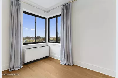 40 W Elm Street #5C, Greenwich, CT 06830 - Photo 8