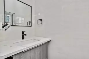 63 Church St, Greenwich, CT 06830 - Photo 12