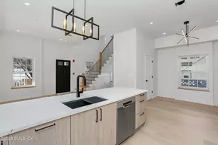 63 Church St, Greenwich, CT 06830 - Photo 8