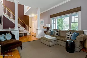 32 Meyer Pl, Greenwich, CT 06878 - Photo 8