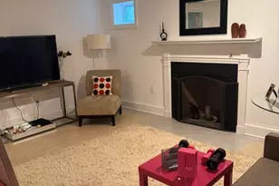 65 Sherwood Pl, Greenwich, CT 06830 - Photo 28