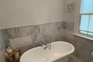 65 Sherwood Pl, Greenwich, CT 06830 - Photo 14