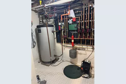 65 Sherwood Place, Greenwich, CT 06830 - Photo 34