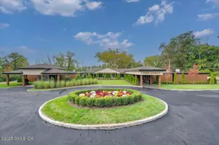 1188 King St, Greenwich, CT 06831 - Photo 2