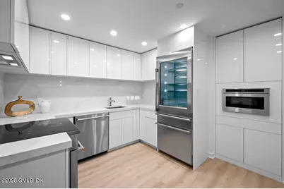 1188 King Street #116, Greenwich, CT 06831 - Photo 6