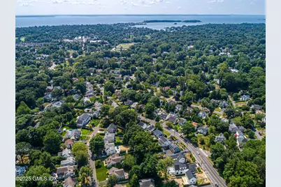 20 Sound Beach Avenue, Old Greenwich, CT 06870 - Photo 4