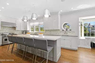 105 Woodside Drive, Greenwich, CT 06830 - Photo 12