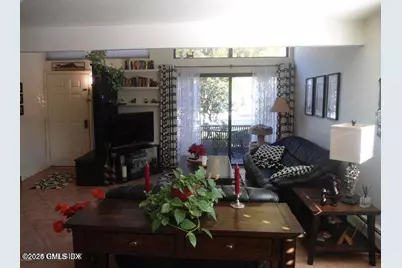 1465 E Putnam Avenue #113, Old Greenwich, CT 06870 - Photo 2