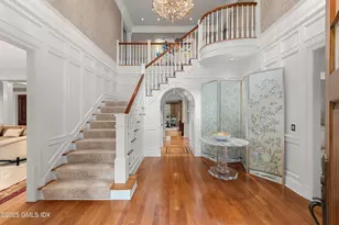 34 Dublin Hill Dr, Greenwich, CT 06830 - Photo 2