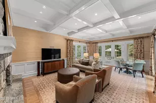 34 Dublin Hill Dr, Greenwich, CT 06830 - Photo 14