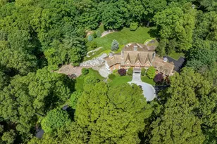 34 Dublin Hill Dr, Greenwich, CT 06830 - Photo 32