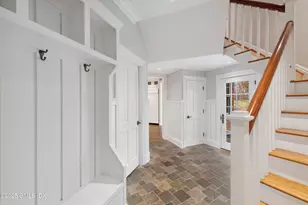 34 Dublin Hill Dr, Greenwich, CT 06830 - Photo 16