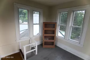 90 Riverside Ave, Greenwich, CT 06878 - Photo 8