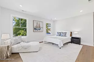 8 Park Ave, Old Greenwich, CT 06870 - Photo 28