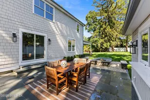 8 Park Ave, Old Greenwich, CT 06870 - Photo 54