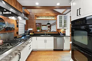 24 Sawmill Ln, Greenwich, CT 06830 - Photo 8