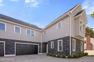 10 Highland Pl, Greenwich, CT 06831 - Photo 2