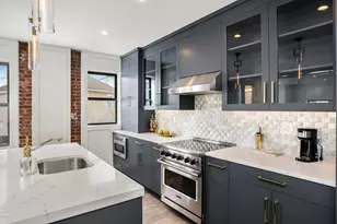 9 Lafayette Ct, Greenwich, CT 06830 - Photo 4