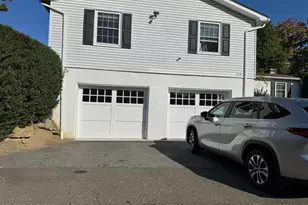 519 E Putnam Ave, Greenwich, CT 06830 - Photo 24