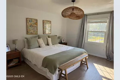 519 E Putnam Avenue, Greenwich, CT 06830 - Photo 28