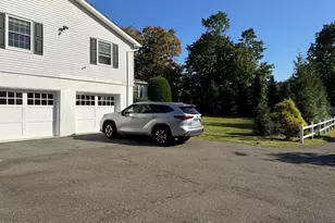 519 E Putnam Ave, Greenwich, CT 06830 - Photo 30