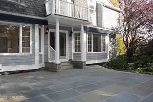 71 Benjamin St, Old Greenwich, CT 06870 - Photo 6