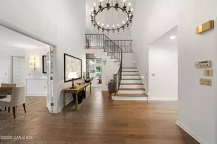 21 Harkim Rd, Greenwich, CT 06831 - Photo 6