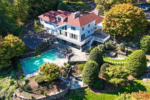 21 Harkim Rd, Greenwich, CT 06831 - Photo 2