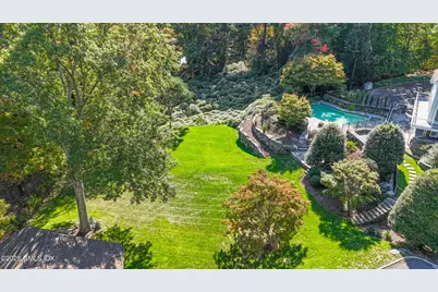 21 Harkim Road, Greenwich, CT 06831 - Photo 4