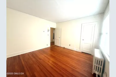 217 River Road Exten #Lower Level, Greenwich, CT 06807 - Photo 8