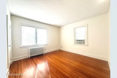 217 River Road Exten #Lower Level, Greenwich, CT 06807 - Photo 10