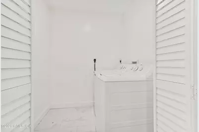 [Address not provided], Stamford, CT 06906 - Photo 10