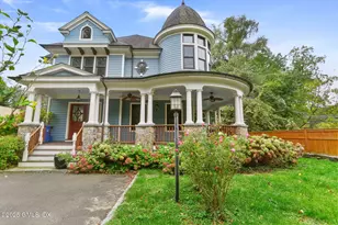 11 Harding Rd, Old Greenwich, CT 06870 - Photo 2