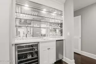 6 Reynwood Manor, Greenwich, CT 06831 - Photo 10