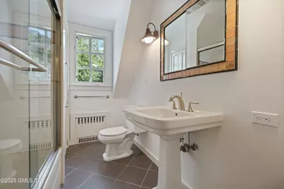 11 Stanwich Road, Greenwich, CT 06830 - Photo 20