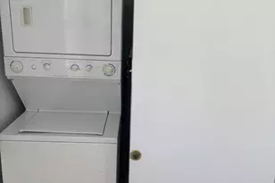 112 E Elm St, Greenwich, CT 06830 - Photo 8