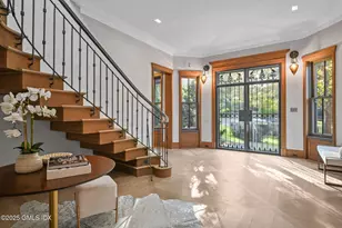 16 Martin Dale N, Greenwich, CT 06830 - Photo 2