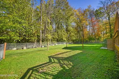 38 Bedford Road, Greenwich, CT 06831 - Photo 22