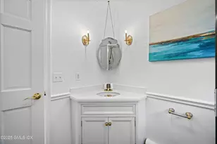 38 Bedford Rd, Greenwich, CT 06831 - Photo 12