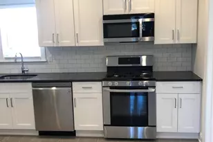 30 Harold Ave, Greenwich, CT 06830 - Photo 2