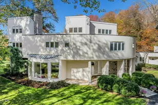 897 Lake Ave, Greenwich, CT 06831 - Photo 2