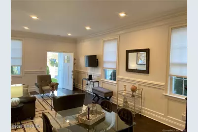 84 E Putnam Avenue, Greenwich, CT 06807 - Photo 4