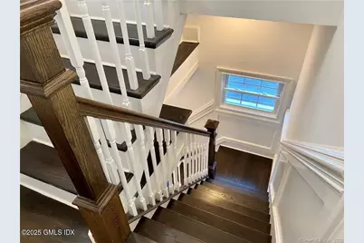 84 E Putnam Avenue, Greenwich, CT 06807 - Photo 18