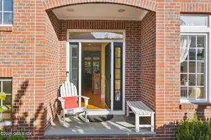 73 Weaver St, Greenwich, CT 06831 - Photo 2