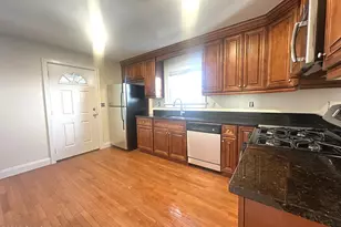 85 Strickland Rd, Greenwich, CT 06807 - Photo 4