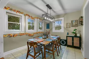 34 Bradley Pl, Stamford, CT 06905 - Photo 16