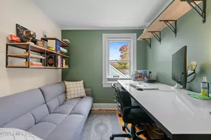 34 Bradley Pl, Stamford, CT 06905 - Photo 32